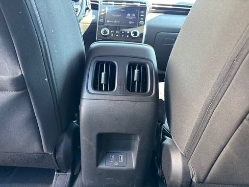 Used 2022 Hyundai Tucson SEL AWD/4WD image 32