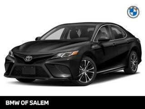Used 2018 Toyota Camry SE w/ Moonroof Package FWD image 1