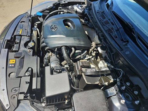 Used 2018 Toyota Yaris iA FWD image 32