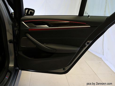 Certified 2023 BMW 540i xDrive w/ M Sport Package image 32