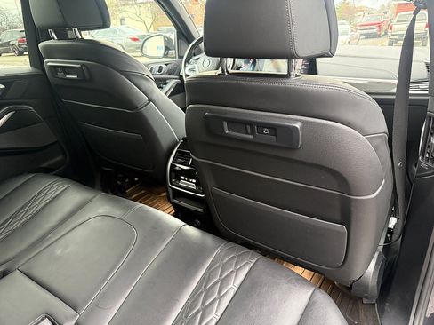 Used 2022 BMW X5 M50i image 17