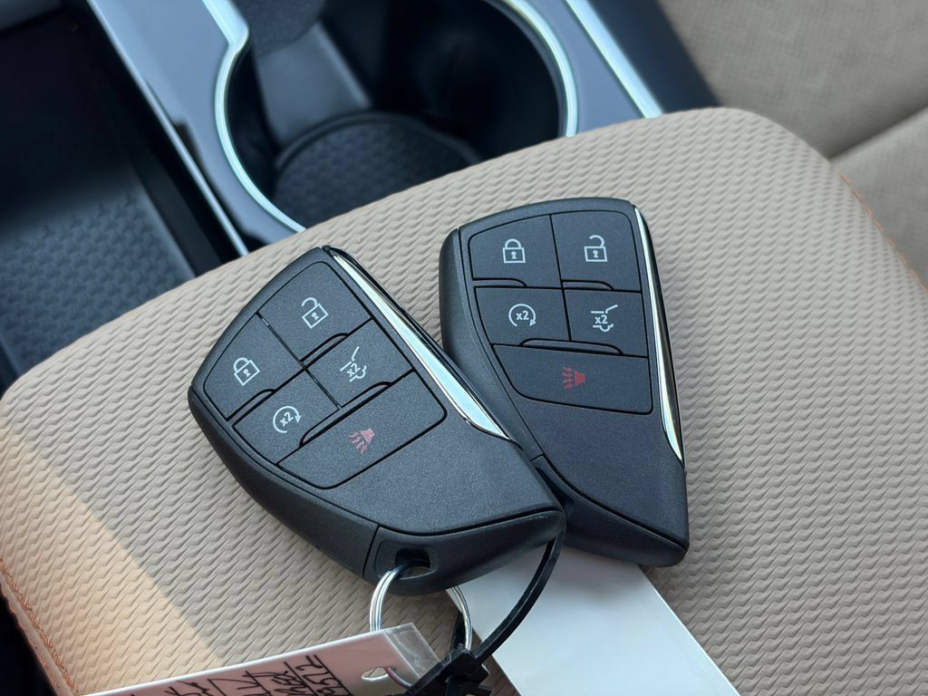 New 2027 Chevrolet Equinox ACTIV AWD/4WD image 6