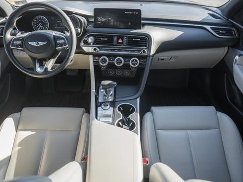 Used 2023 Genesis G70 2.0T image 17