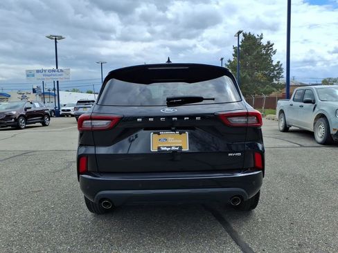 Certified 2024 Ford Escape ST-Line w/ Tech Pack #1 AWD/4WD image 7