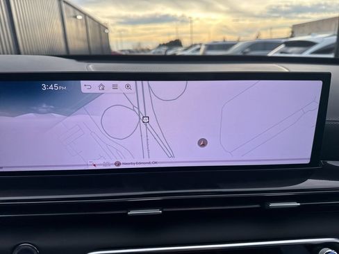 Certified 2025 Genesis GV80 2.5T Standard image 23