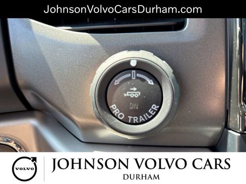 Used 2024 Ford Expedition XLT AWD/4WD image 18