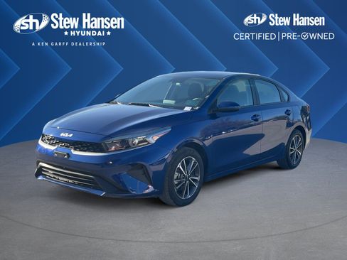 Used 2023 Kia Forte LXS image 1