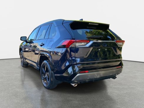 Used 2021 Toyota RAV4 XSE image 7