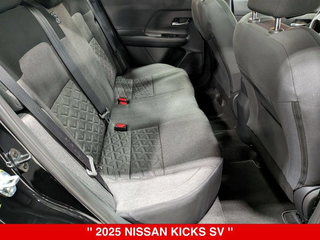 Certified 2025 Nissan Kicks SV w/ SV Premium Package AWD/4WD image 33