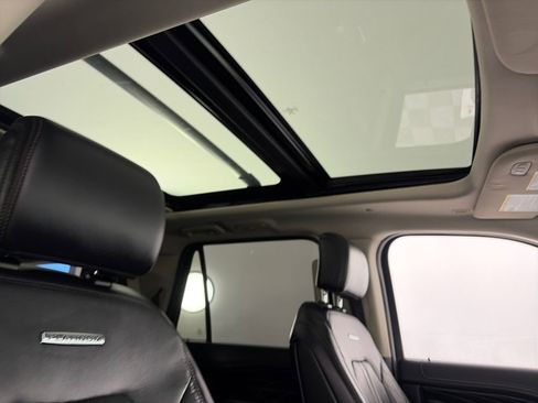 Certified 2019 Ford Expedition Max Platinum image 34