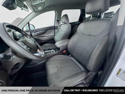 Used 2019 Hyundai Santa Fe SE FWD image 19