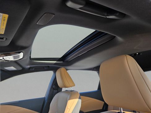 Certified 2025 Lexus RX 350 Premium image 15