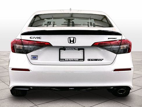 Used 2022 Honda Civic Sport image 4