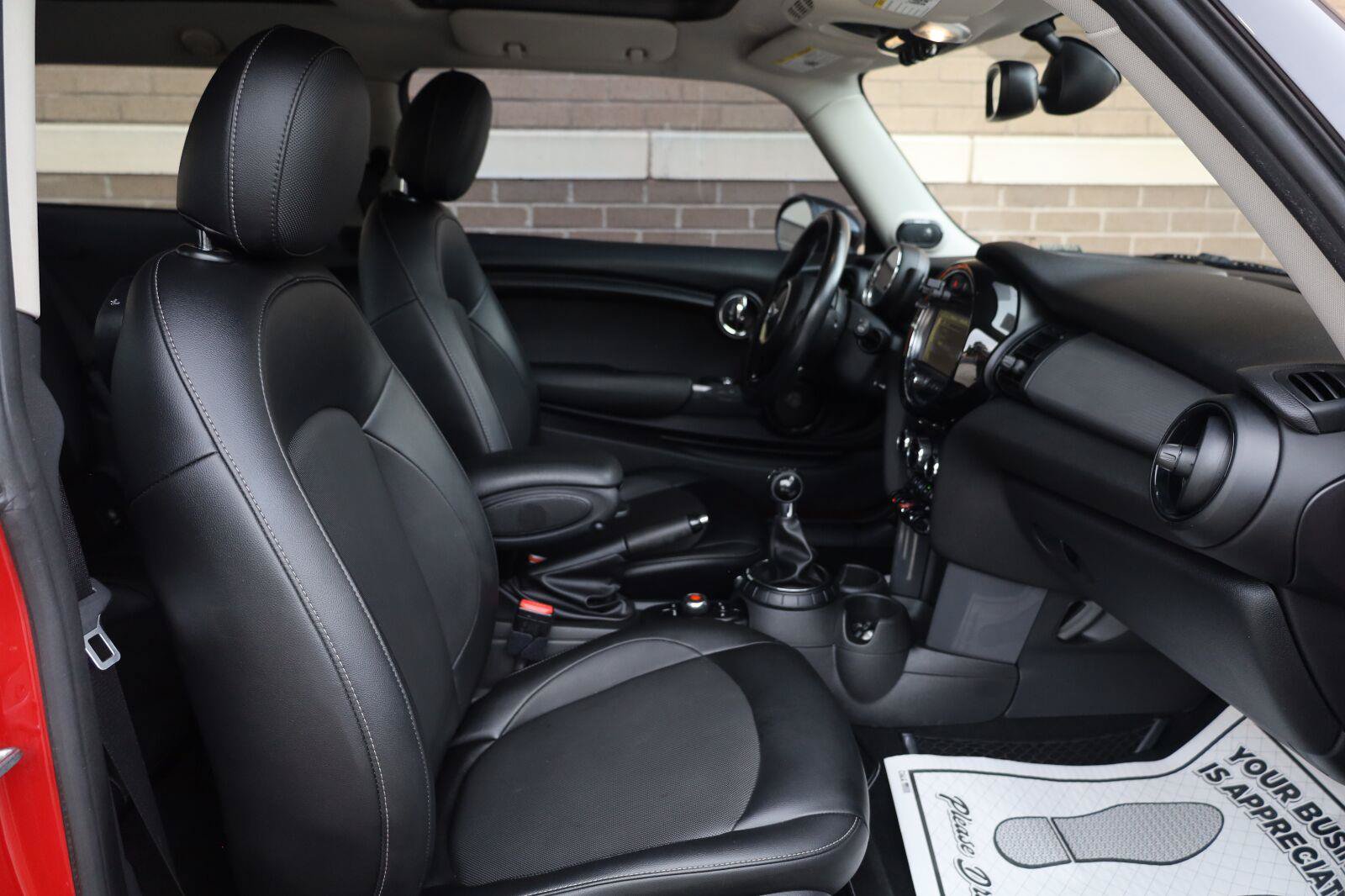 Used 2016 MINI Cooper 2-Door Hardtop FWD image 21