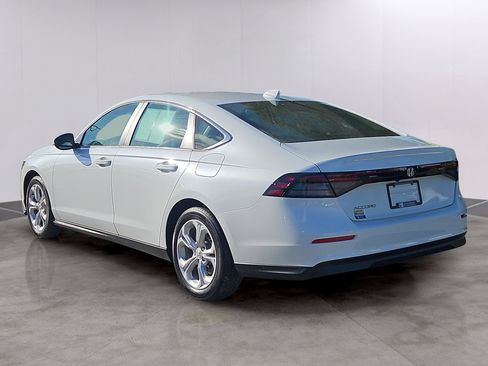 Certified 2025 Honda Accord LX image 26