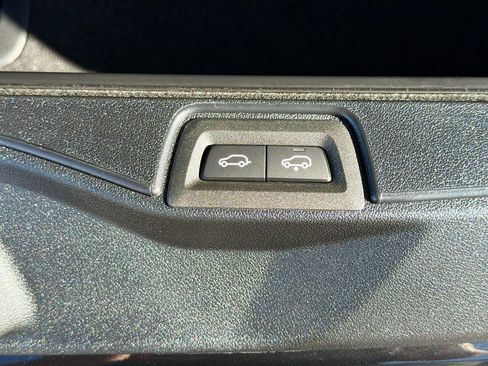 New 2026 BMW X5 xDrive50e w/ Climate Comfort Package image 44