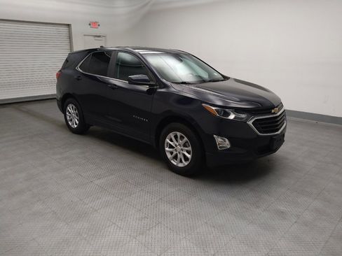 Used 2021 Chevrolet Equinox LT w/ Driver Convenience Package AWD/4WD image 11