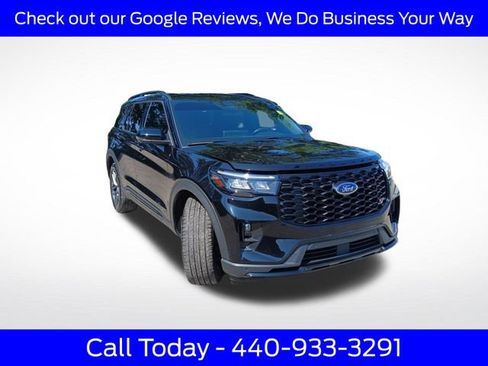 Certified 2025 Ford Explorer ST w/ Sun And Sound Package AWD/4WD image 13