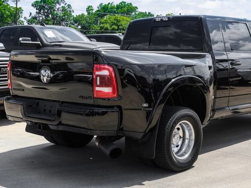 Used 2019 RAM 3500 Laramie AWD/4WD image 12