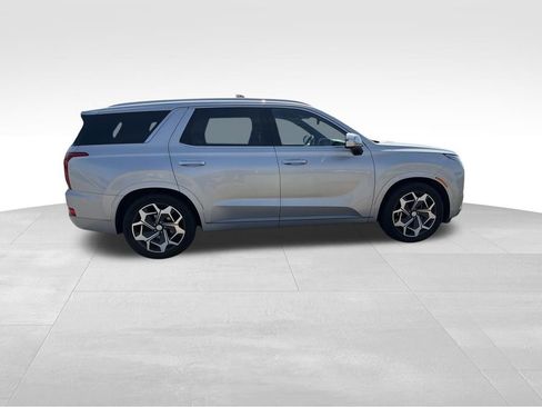 Used 2022 Hyundai Palisade Calligraphy image 6