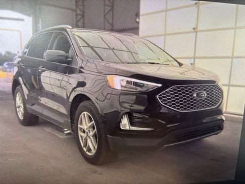Certified 2024 Ford Edge SEL w/ Convenience Package AWD/4WD image 18