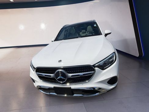 Used 2026 Mercedes-Benz GLC 300 4MATIC image 8
