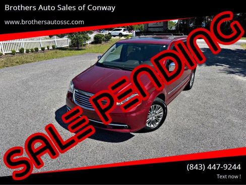 Used 2013 Chrysler Town & Country Touring-L w/ Entertainment Group #2 FWD image 1
