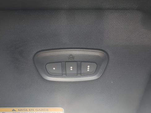 Used 2023 RAM 1500 Laramie image 31