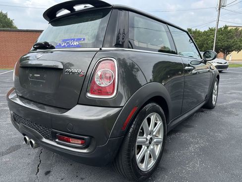 Used 2011 MINI Cooper S image 3
