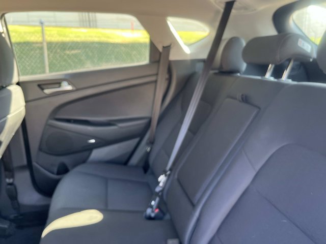 Used 2020 Hyundai Tucson Sport w/ Cargo Package FWD image 17