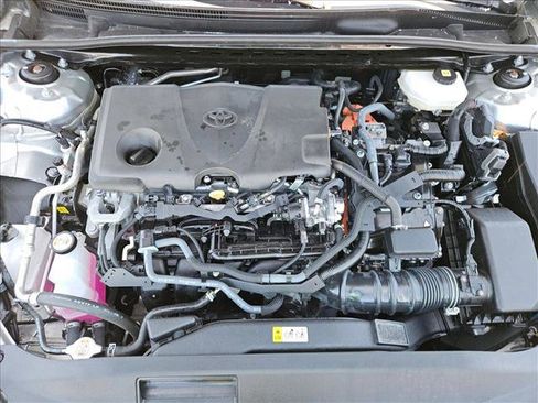 Used 2025 Toyota Camry SE FWD image 27