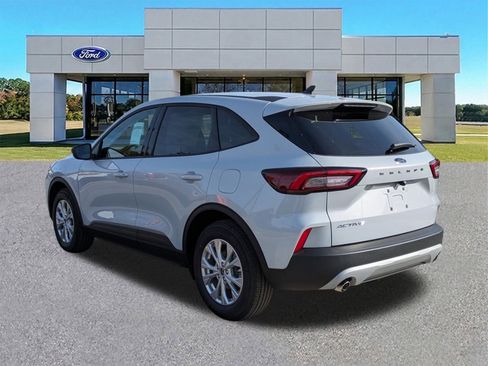 New 2026 Ford Escape Active image 6