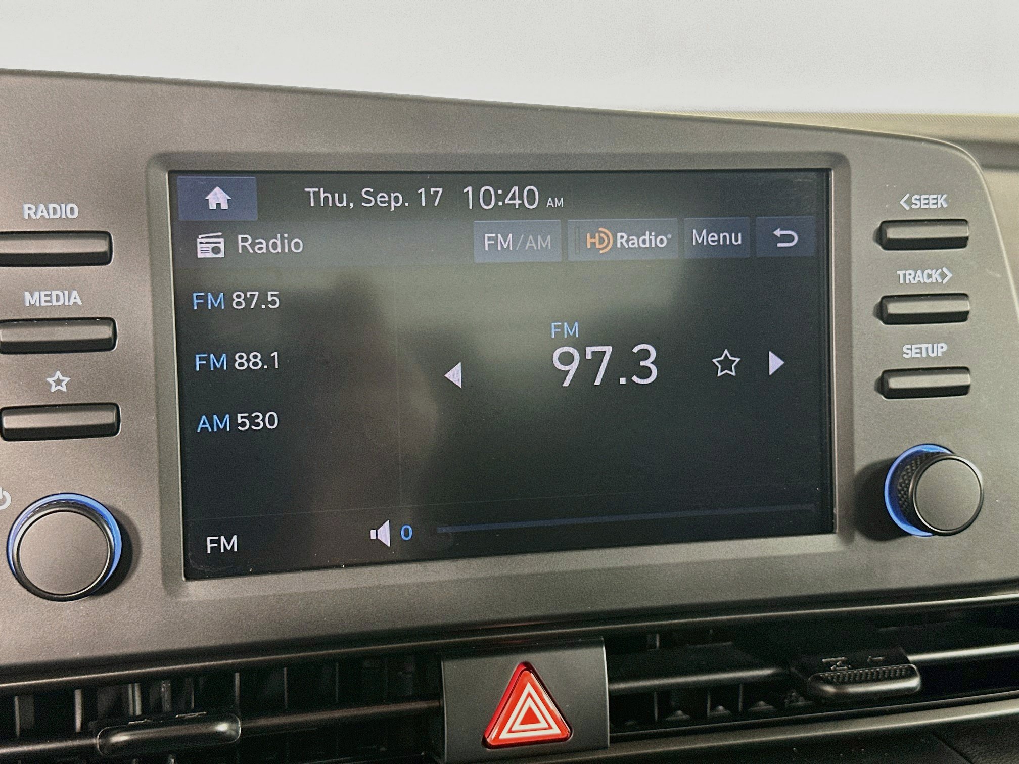 Used 2025 Hyundai Elantra Sport FWD image 21