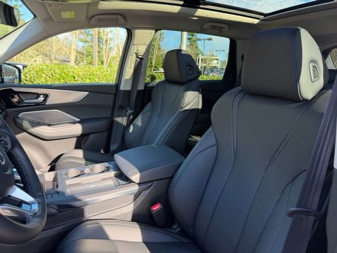 New 2026 Acura MDX SH-AWD image 15
