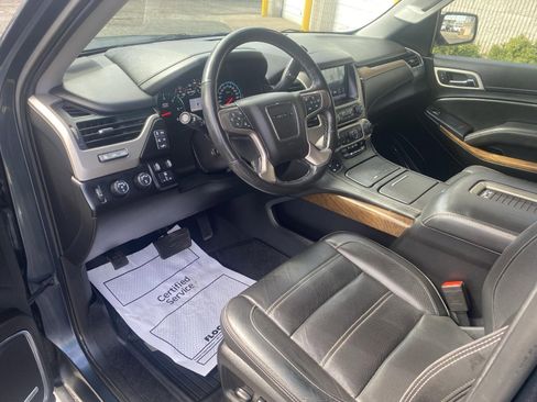 Used 2020 GMC Yukon Denali w/ Denali Premium Package AWD/4WD image 19