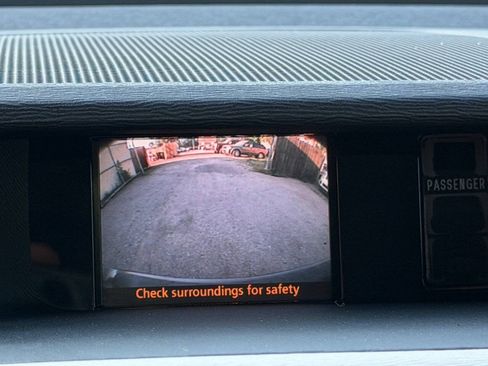 Used 2011 Toyota Sienna LE FWD image 16