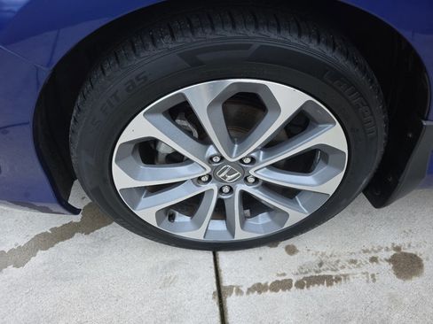 Used 2015 Honda Accord EX-L image 11