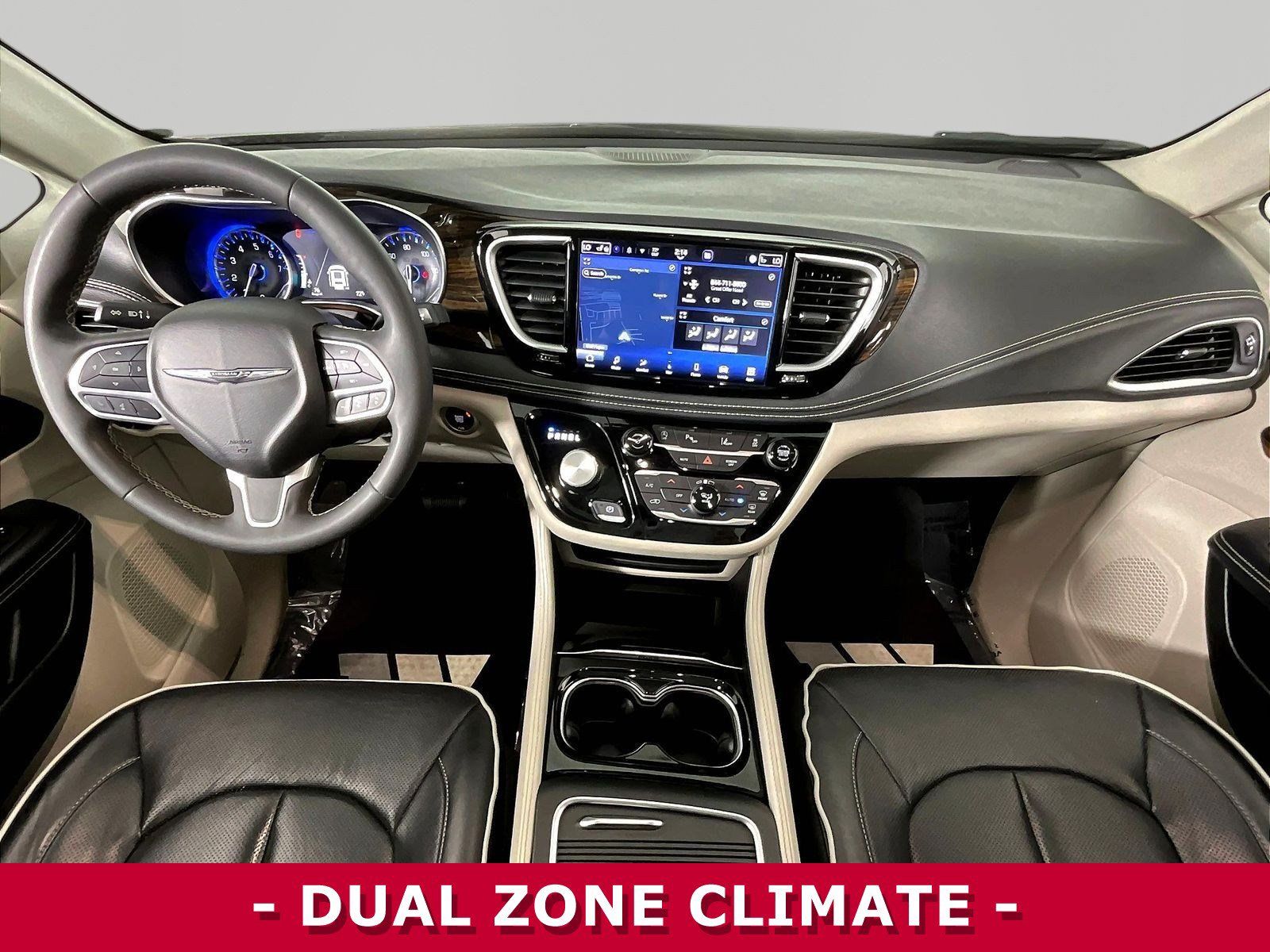 Used 2023 Chrysler Pacifica Limited FWD image 7