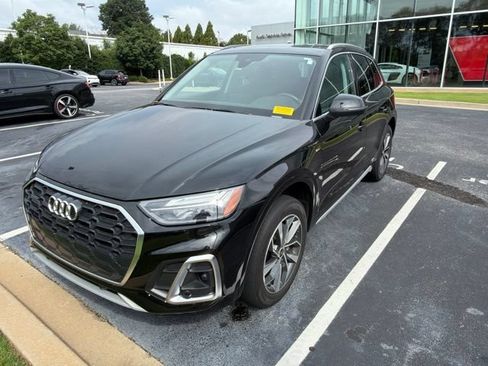 Used 2023 Audi Q5 2.0T Premium Plus w/ Premium Plus Package AWD/4WD image 10