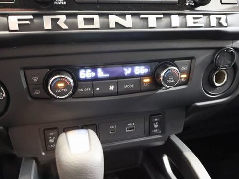 New 2026 Nissan Frontier SV w/ SV Convenience Package AWD/4WD image 23