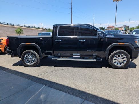 Used 2020 GMC Sierra 2500 Denali w/ Denali Ultimate Package AWD/4WD image 6