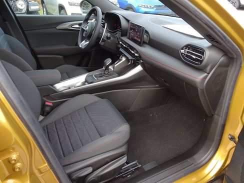 New 2024 Dodge Hornet R/T w/ Tech Pack w/o Parking image 6