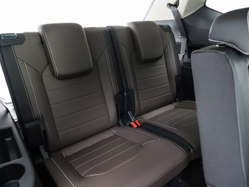New 2026 Volkswagen Atlas SEL AWD/4WD image 40