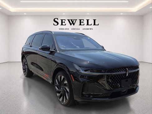 Certified 2025 Lincoln Nautilus Reserve w/ Jet Appearance Package AWD/4WD image 6