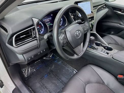 Used 2024 Toyota Camry XSE image 9