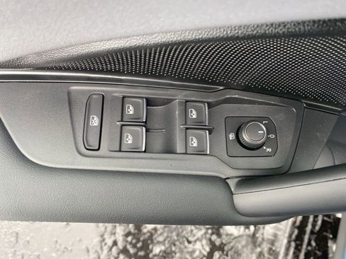 New 2026 Volkswagen Tiguan SE image 26