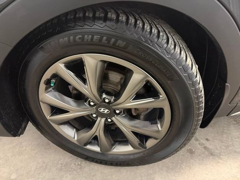 Used 2017 Hyundai Santa Fe Sport w/ 2.0T Ultimate Tech Package 05 AWD/4WD image 20