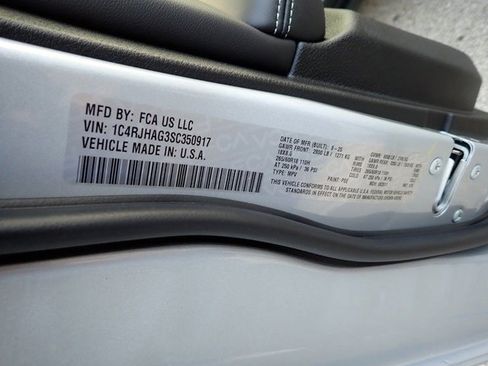 New 2025 Jeep Grand Cherokee Laredo X image 20