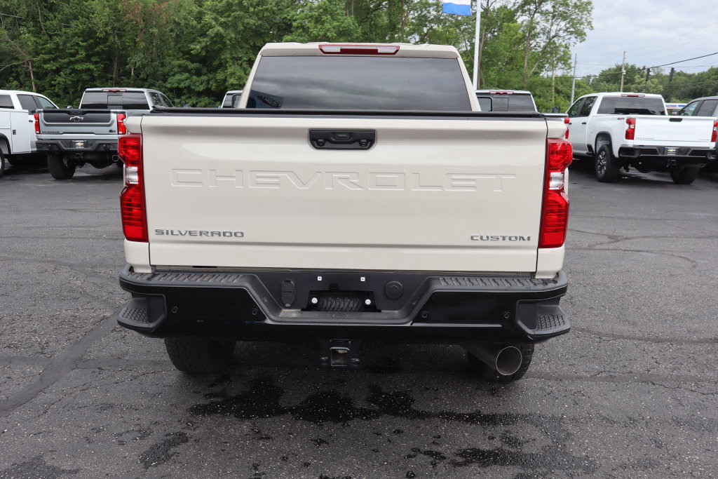 New 2026 Chevrolet Silverado 2500 Custom w/ Custom Value Package AWD/4WD image 24