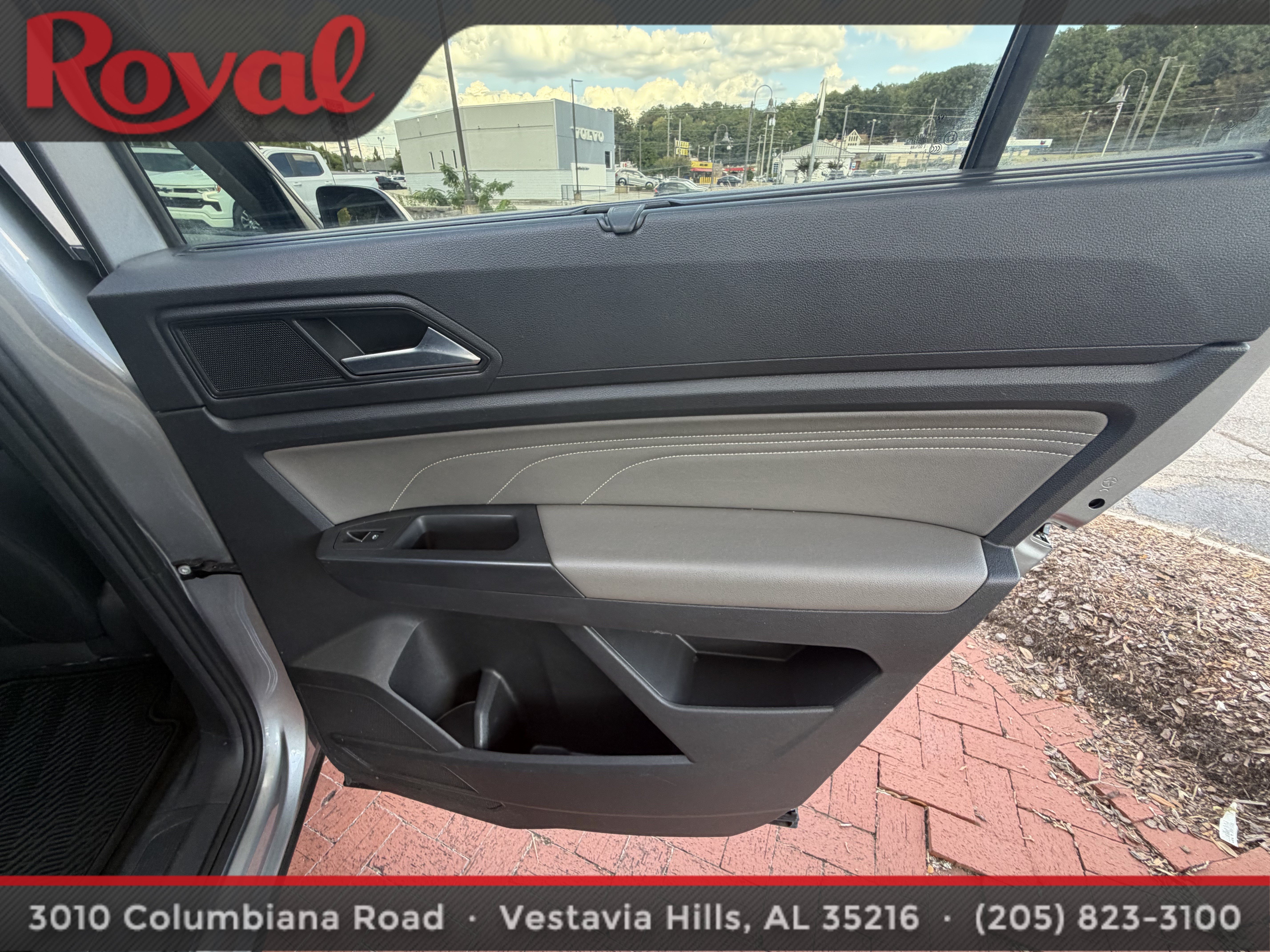Certified 2023 Volkswagen Atlas SE FWD image 10